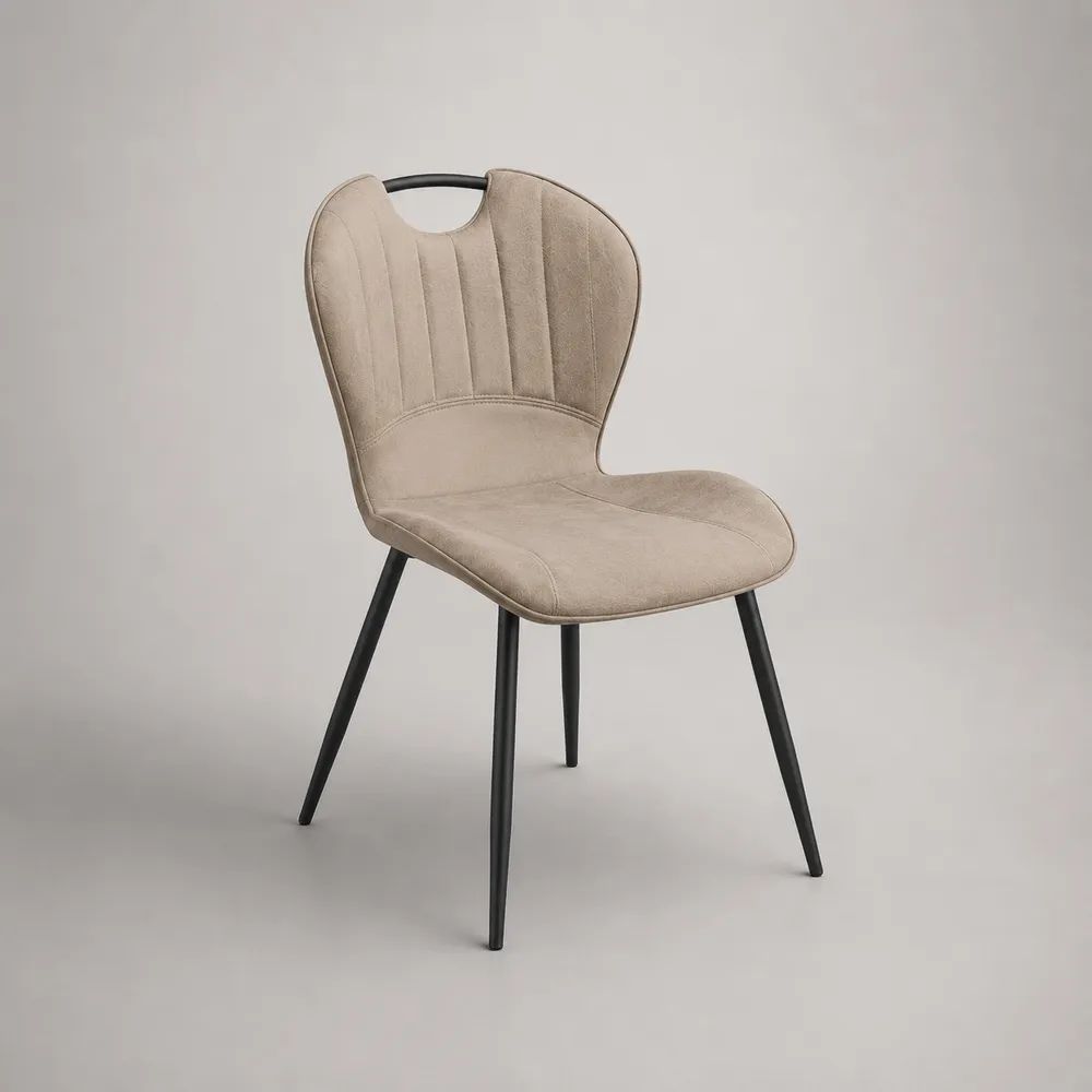 Chaise de salle à manger rembourrée en tissu beige avec dossier arrondi et pieds en acier noir, 50 × 58 × 86 cm